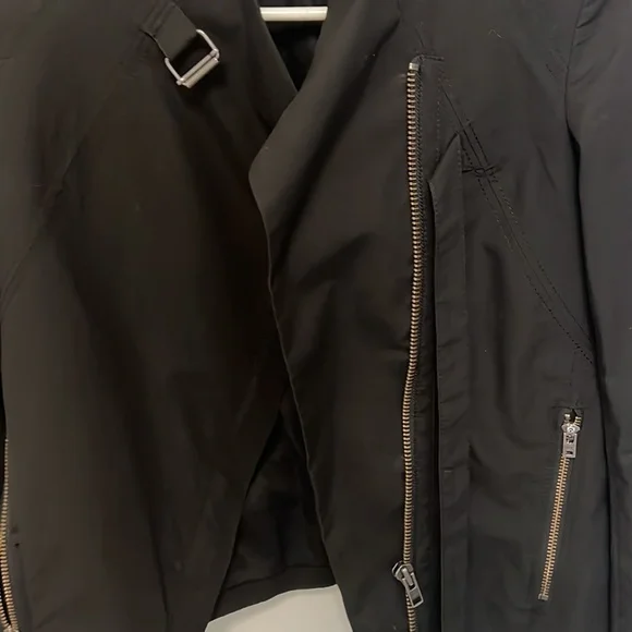 Helmut lang small black jacket. Great conditions. - Picture 3 of 4